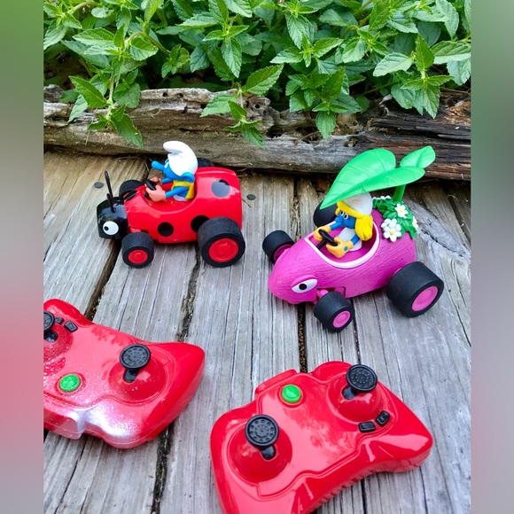 PEYO Not Working THE SMURFS RC Cars Remote Control Smurfette Mobile Vehicle Toy - Picture 2 of 11